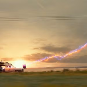 5-Ghostbusters-Afterlife-rust city 20210813 pub still 05