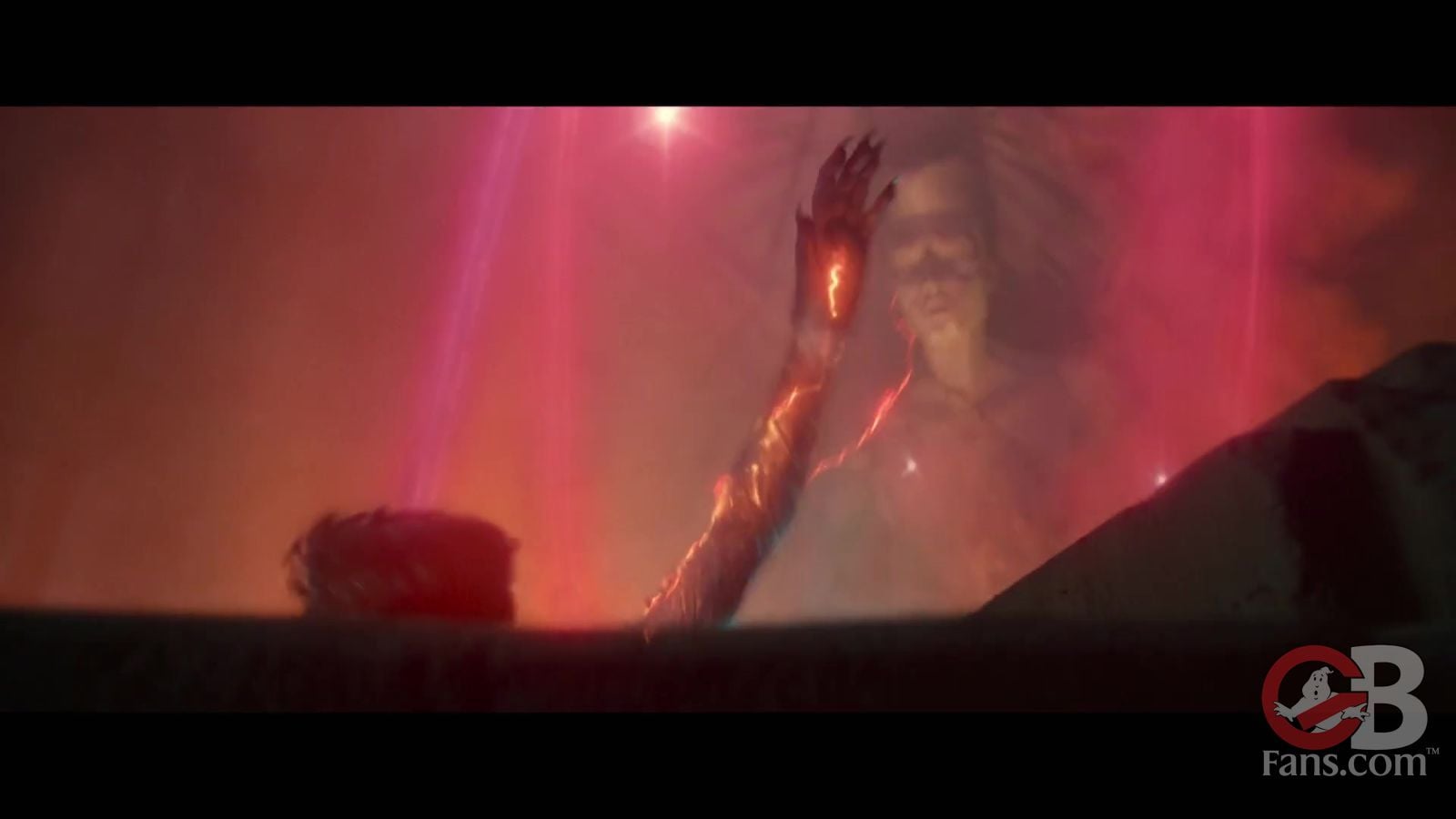 Trailer 2 2681