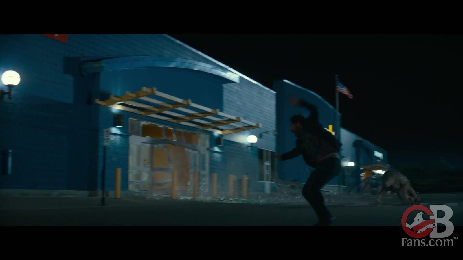 Trailer 2 2958