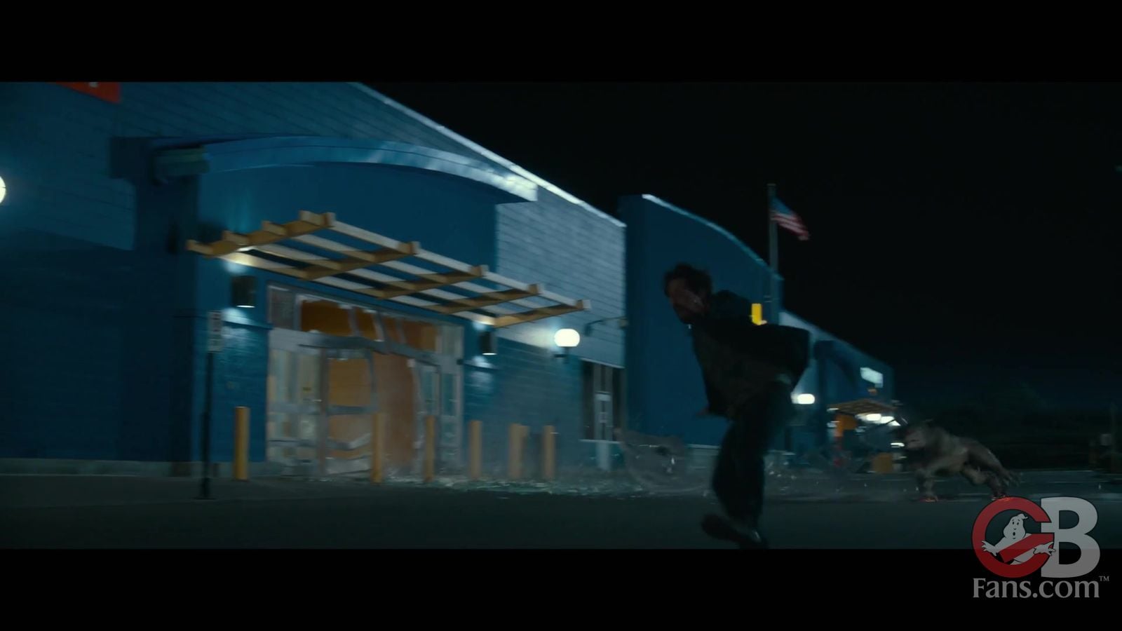 Trailer 2 2961
