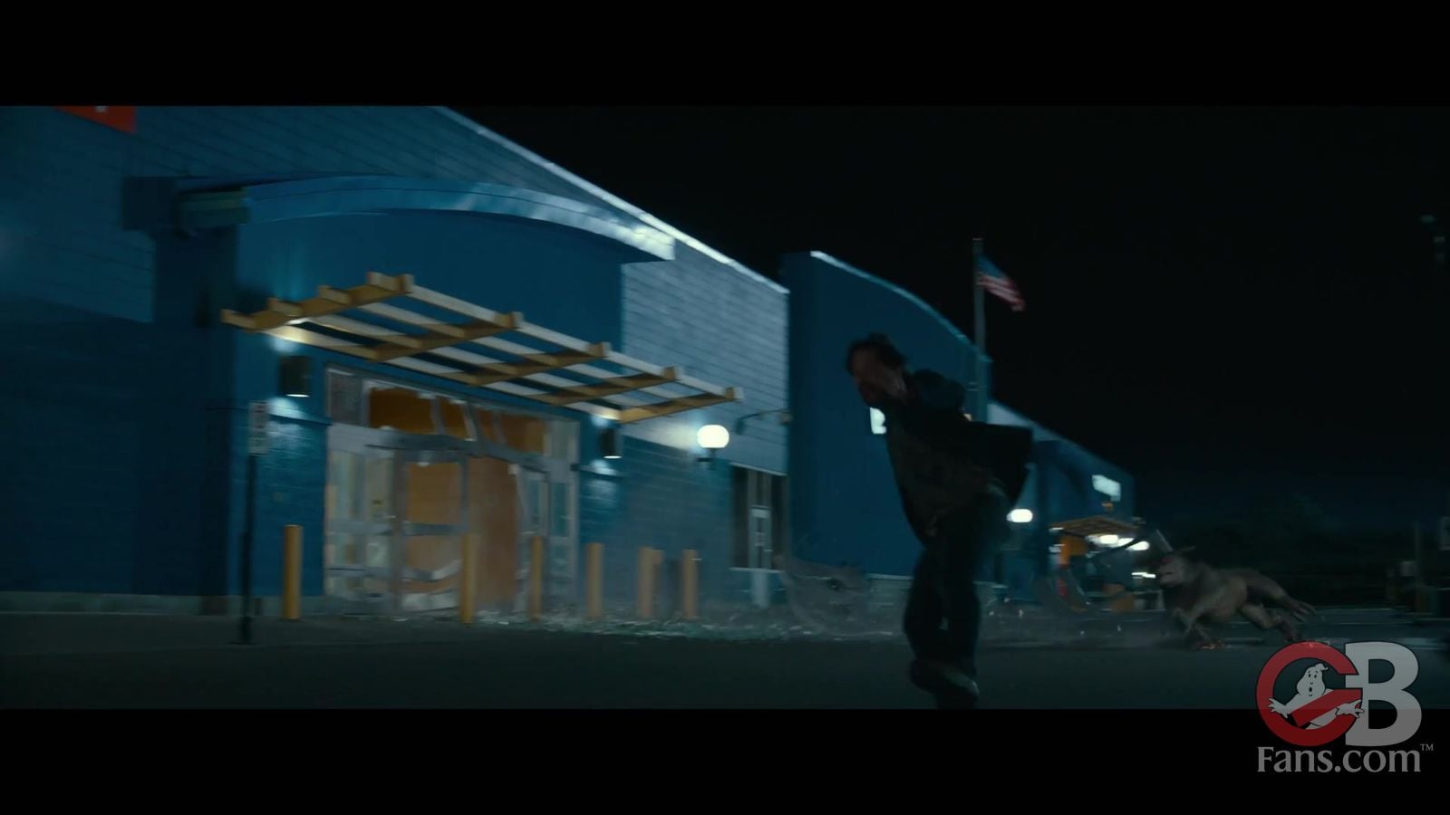 Trailer 2 2962