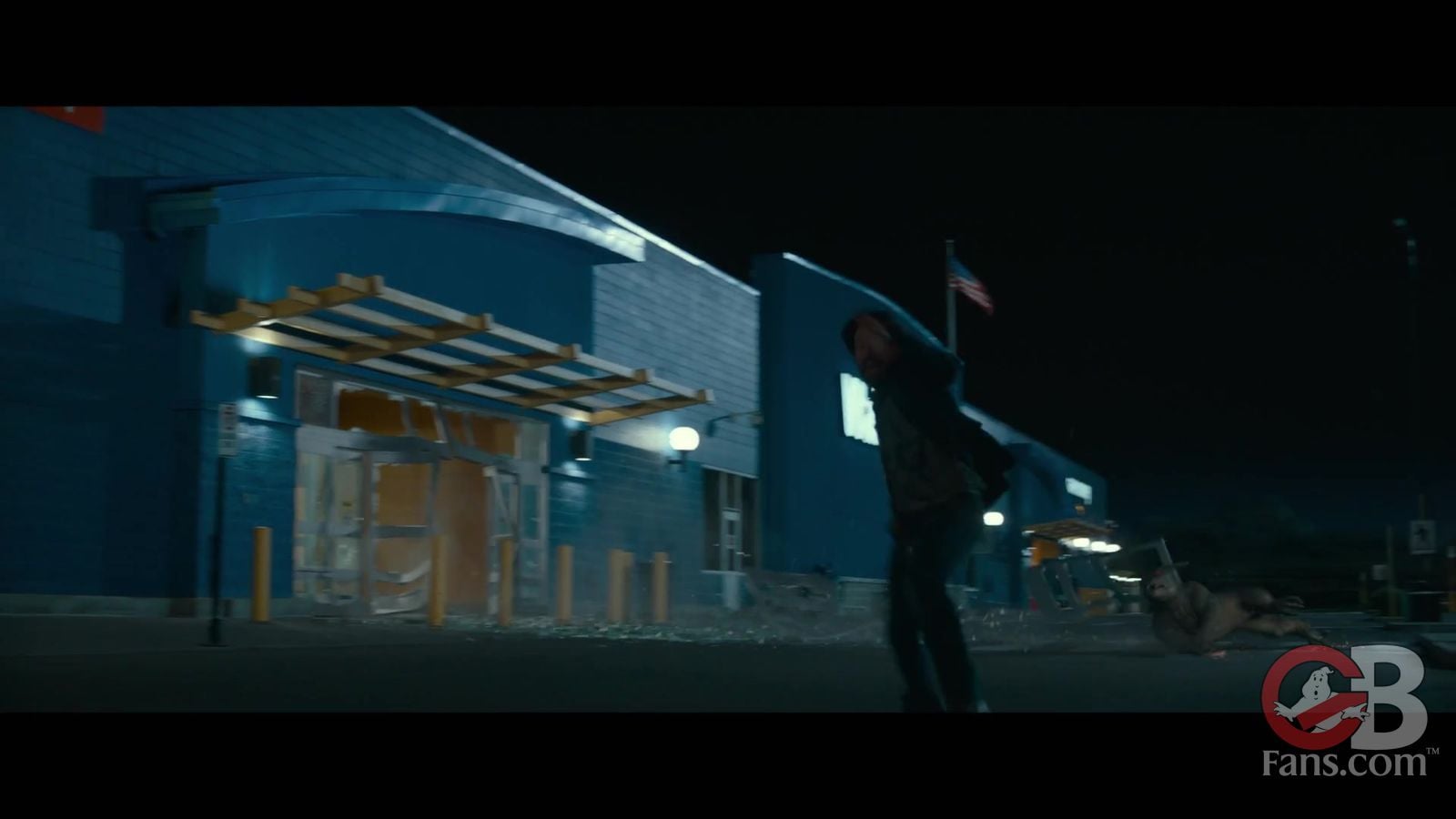 Trailer 2 2964