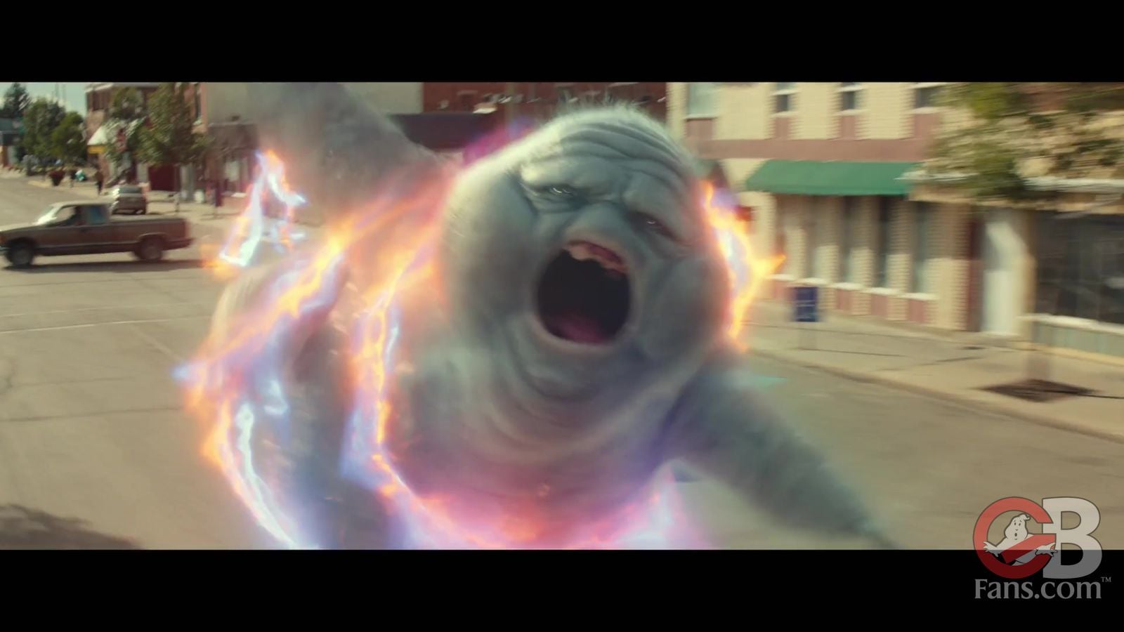Trailer 2 3122