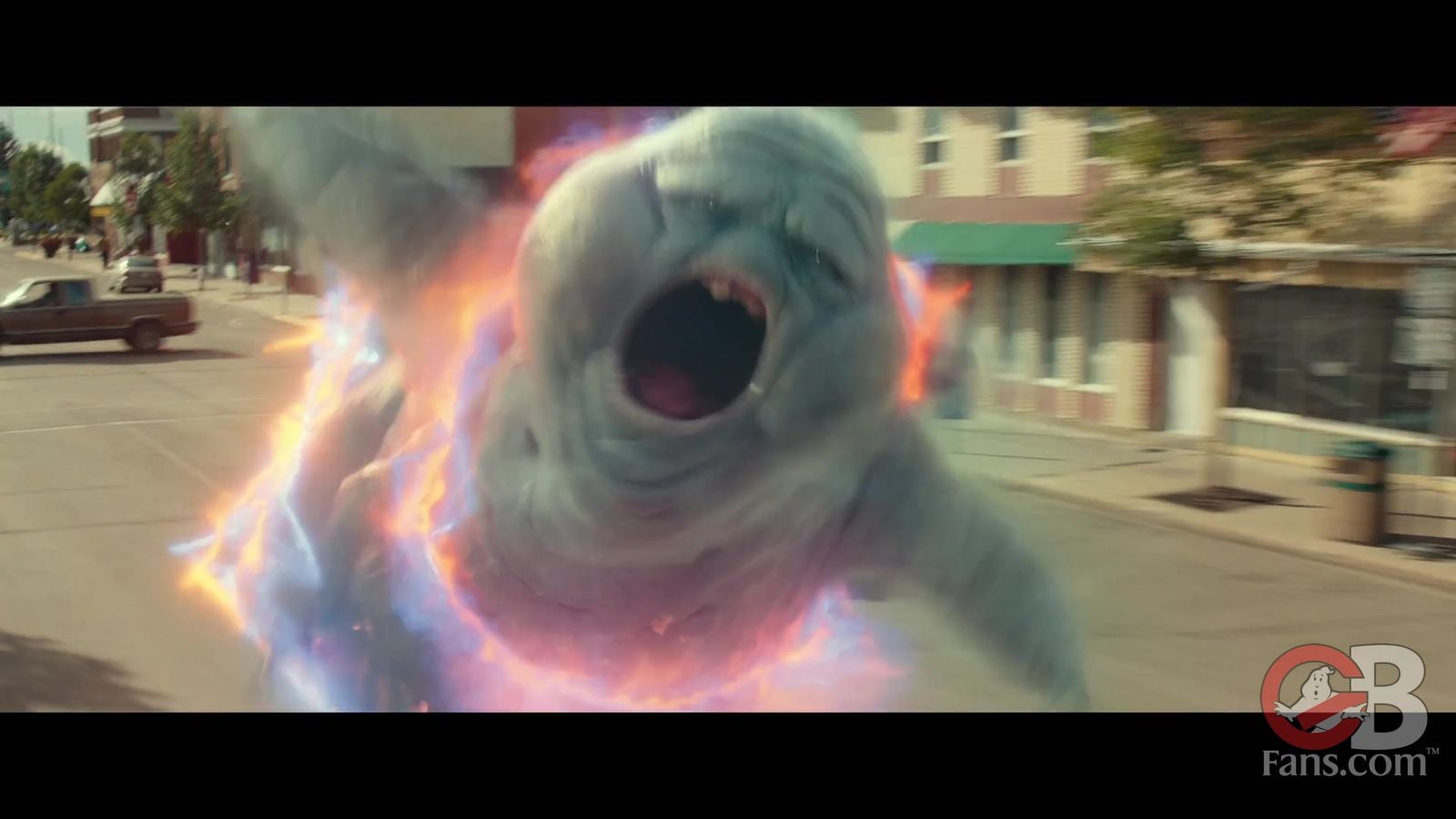 Trailer 2 3124