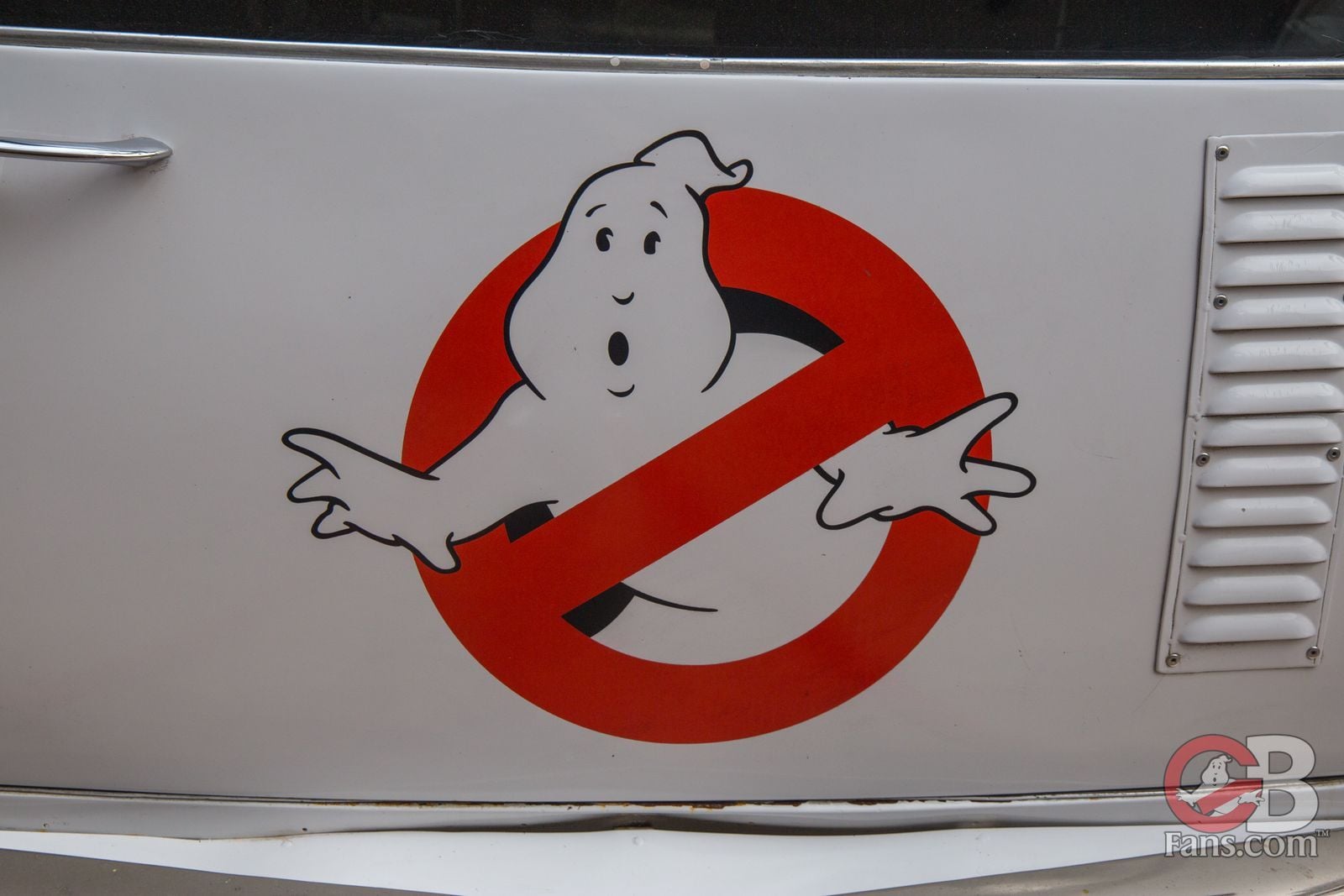 2024-03-24-ghostbusters-frozen-empire-screen-used-ecto-1-161 53610008280 o