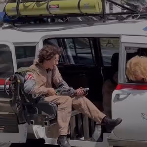 spoiler ecto stunt crew on lafayette st day 2-bnajwpqpcu5b1 000038
