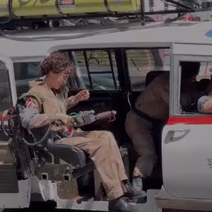 spoiler ecto stunt crew on lafayette st day 2-bnajwpqpcu5b1 000040