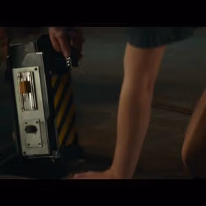 Trailer 2 0668