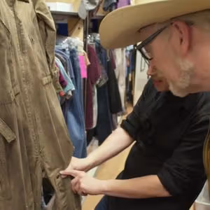 yt5s com Adam Savage Visits Ghostbusters  Afterlife s Costume Department   1080p  175