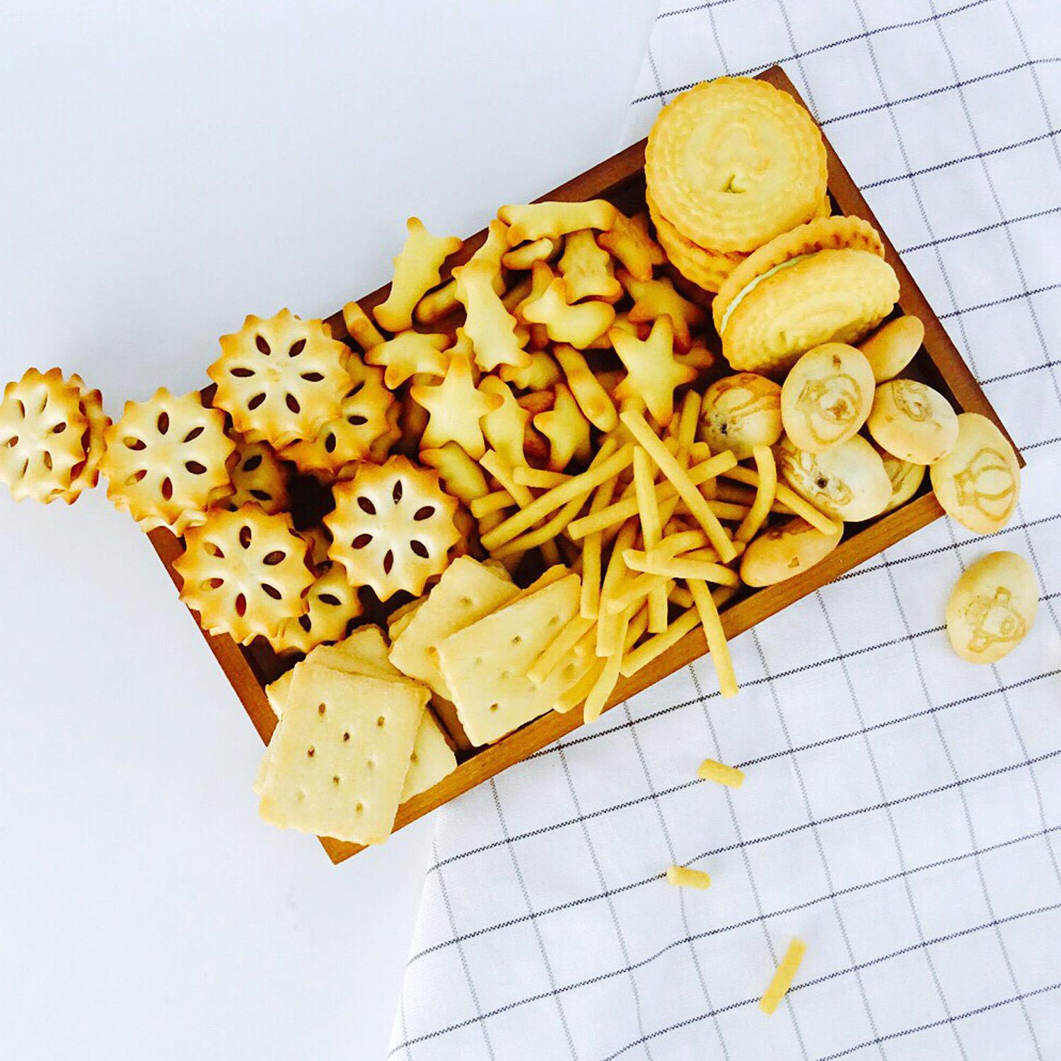 Dolly biscuits
