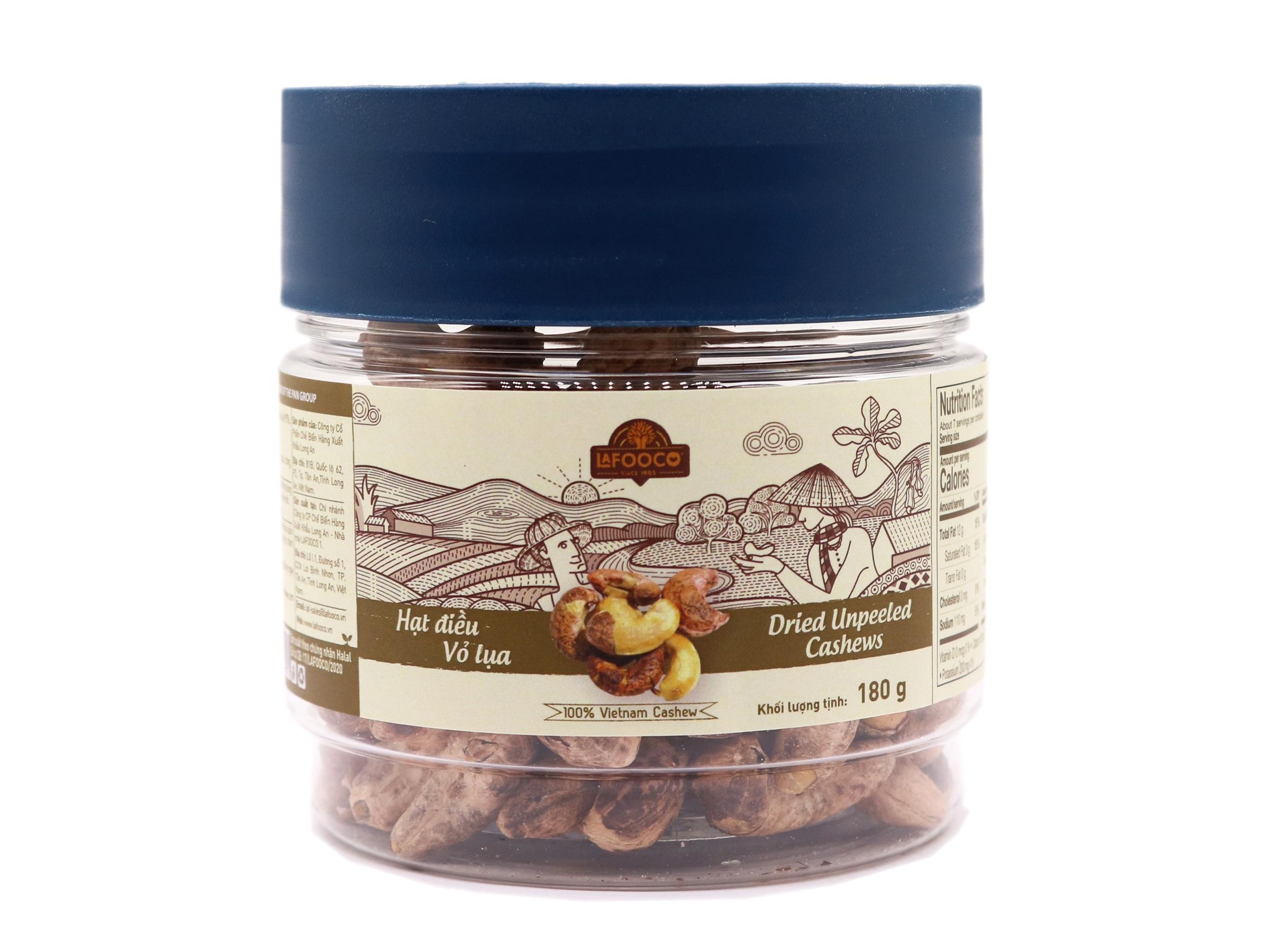 Dry-roasted unpeeled cashew