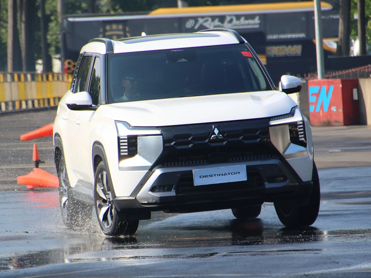 Mari Bedah Perbedaan 3 Varian Mitsubishi All-New Destinator