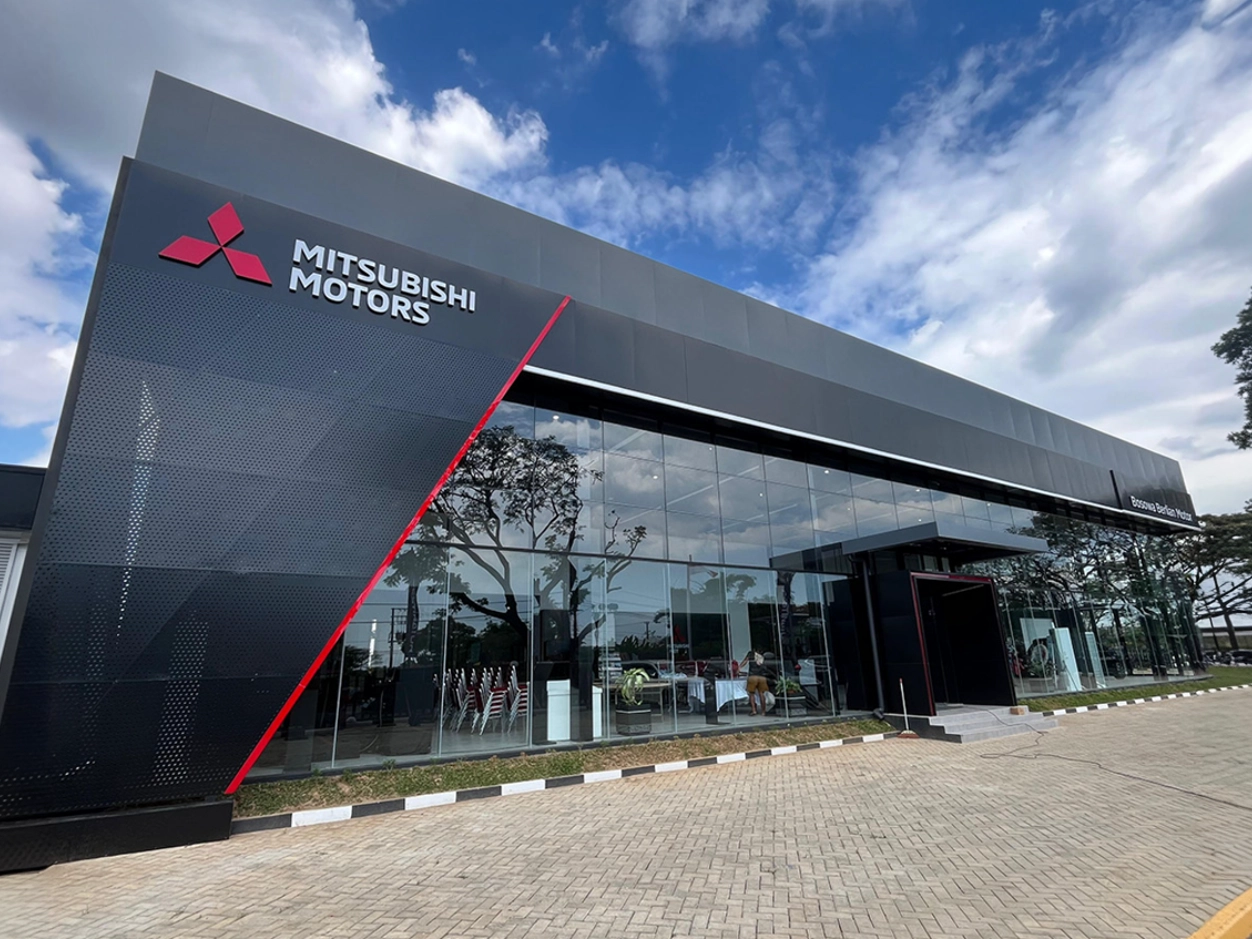 Diler Mitsubishi Motors ke-184 Diresmikan di Tanjung Bunga, Makassar