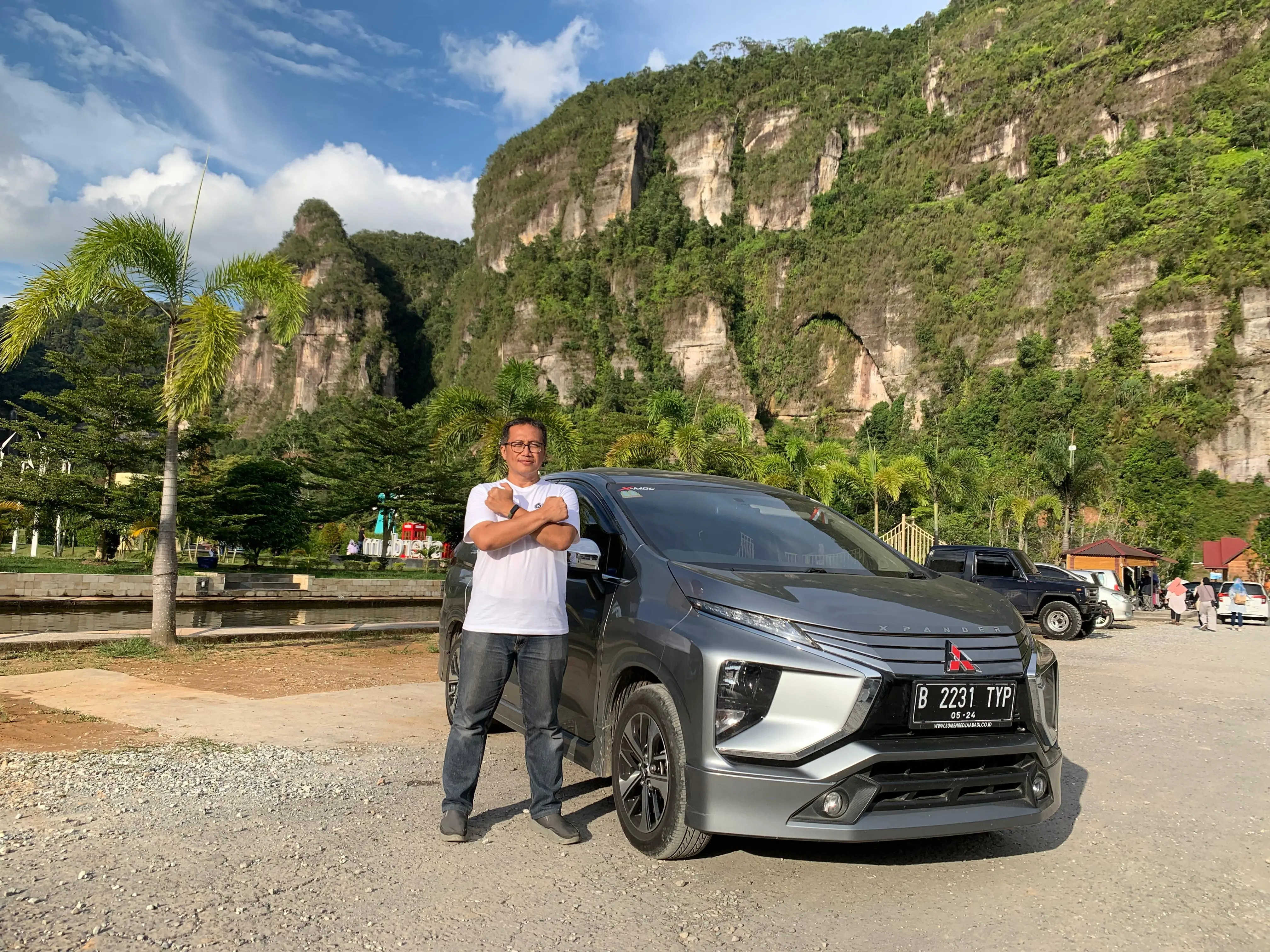 MITSUBISHI XPANDER DI MATA JURNALIS PENYUKA SEDAN