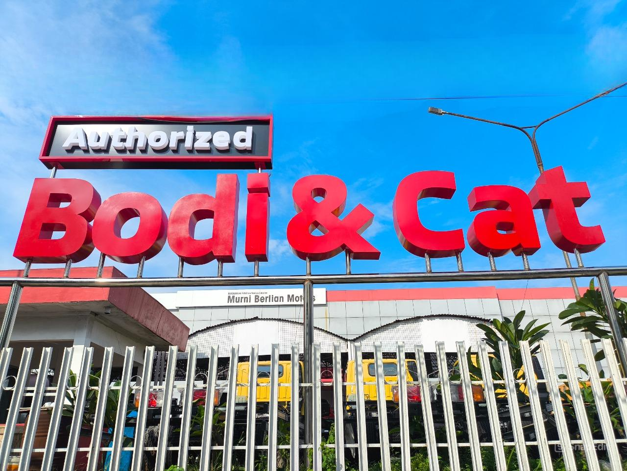 MMKSI Resmikan Fasilitas Resmi Mitsubishi Bodi & Cat Perdana di Kota Surabaya