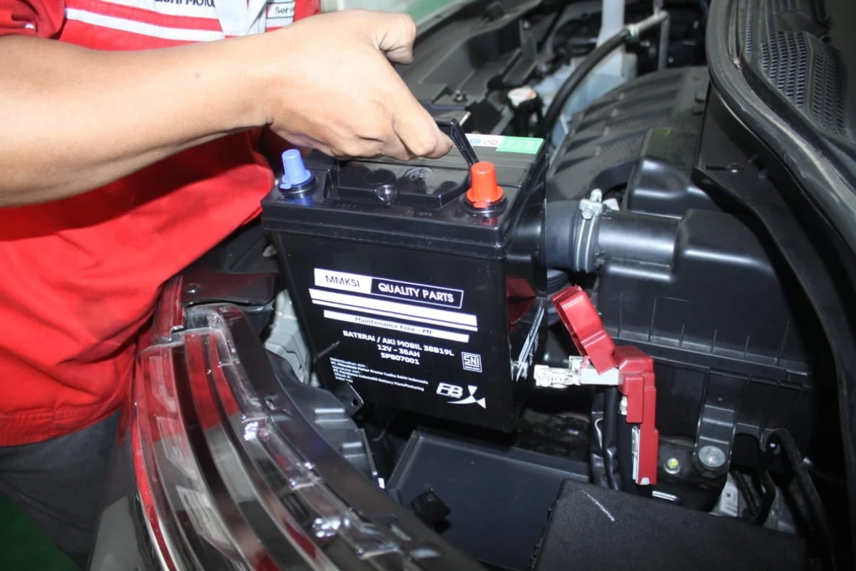 Tanda-Tanda Aki Mobil Sudah Harus Diganti