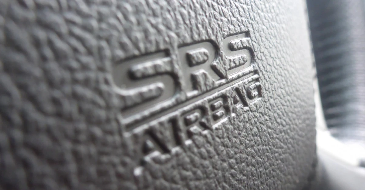 Ini Bahayanya jika Airbag Inflator Takata Tidak Diganti di Bengkel Resmi