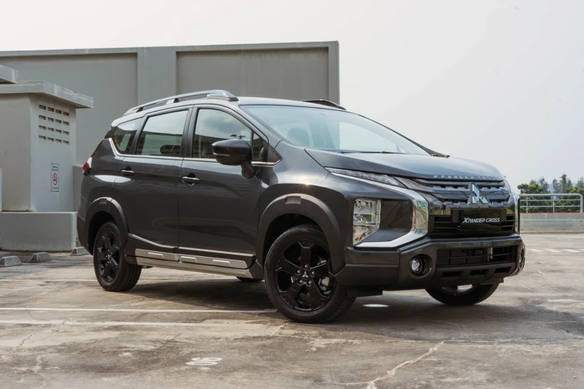 Intip Lebih Detail Mitsubishi Xpander Cross Rockford Fosgate Black Edition