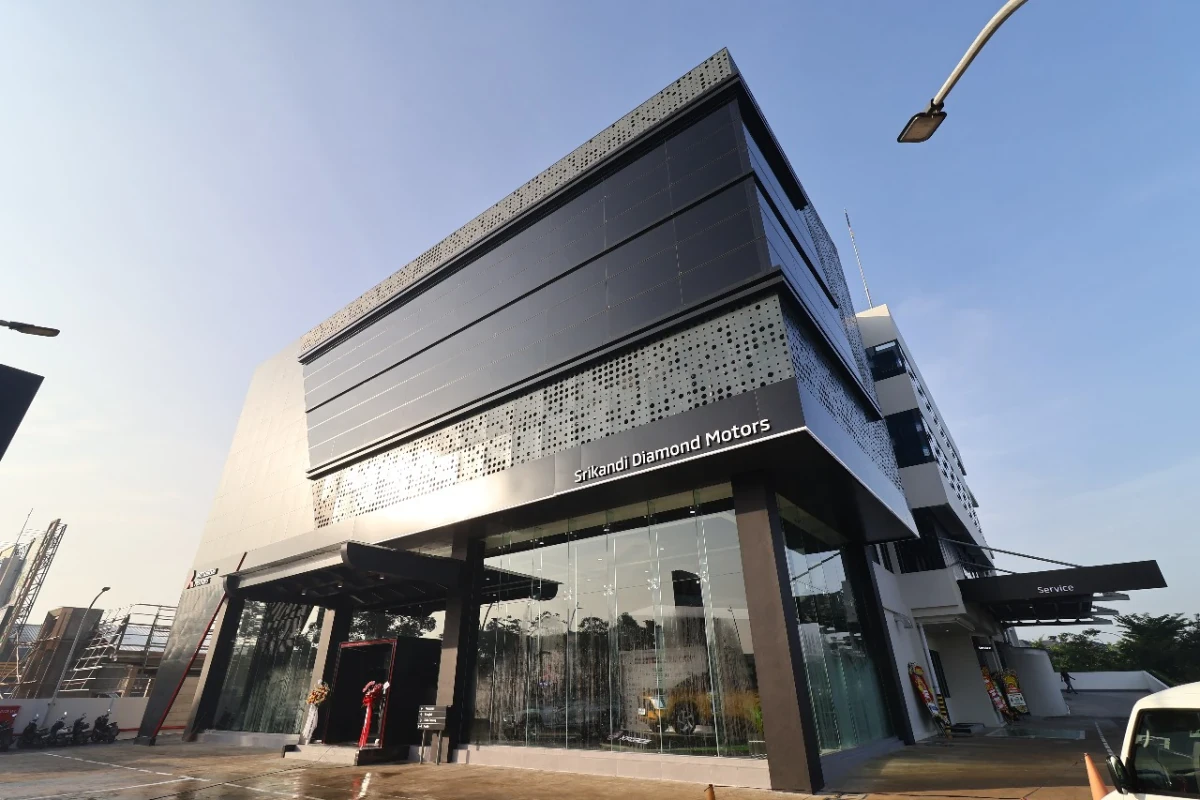 MMKSI Dorong Inovasi Melalui Diler Baru Srikandi Diamond Motors di PIK 2