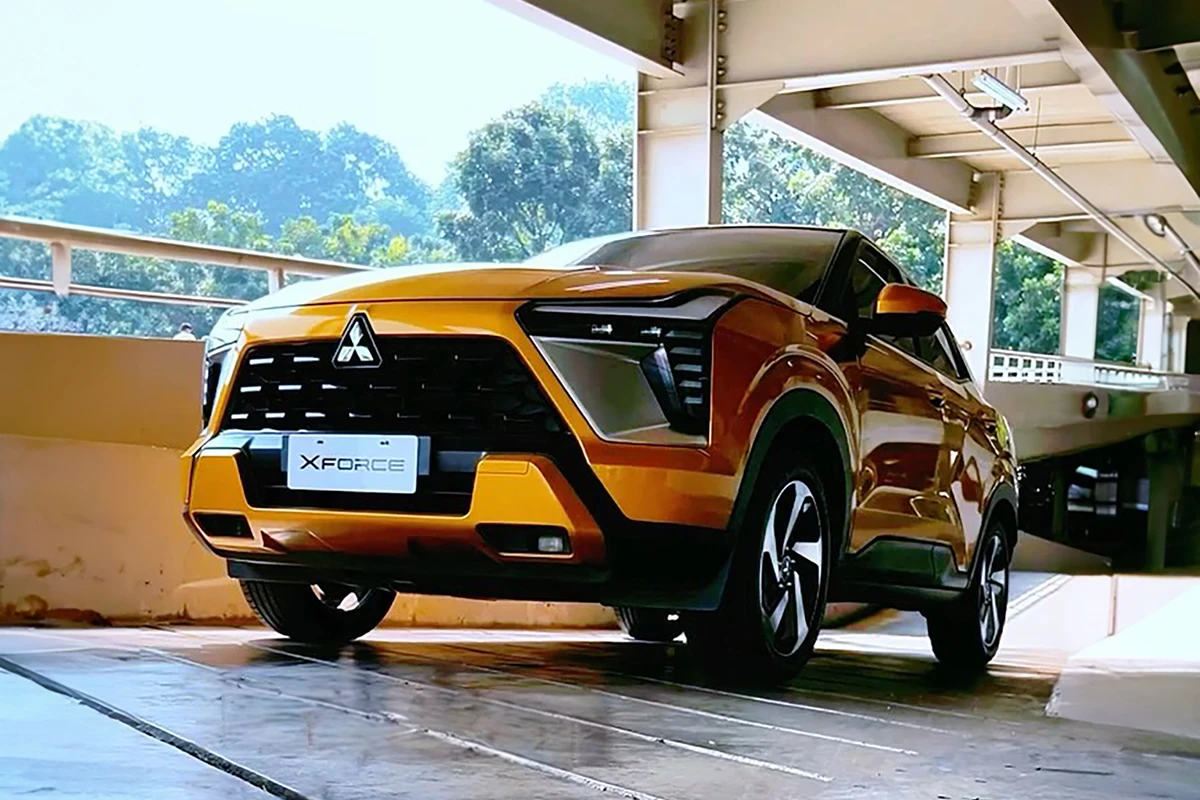 Panduan Mengemudi Aman Untuk Mobil Matic di Jalanan Tanjakan dan Turunan