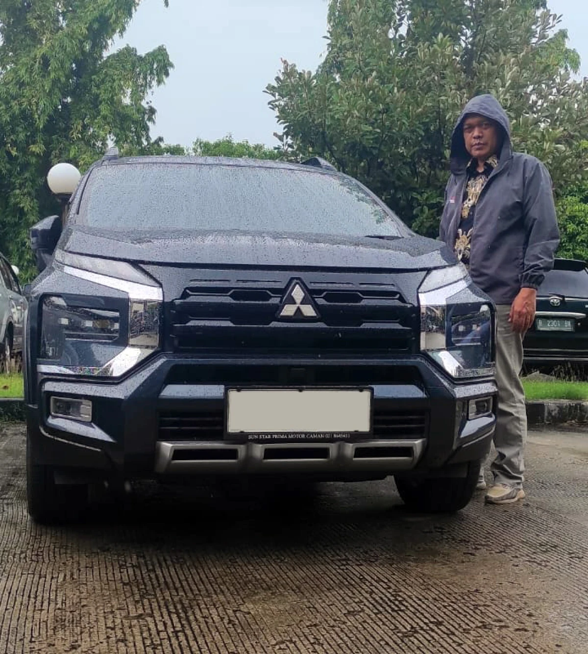 BERTUALANG BERSAMA XPANDER CROSS “ERIK THE GREY” SANG PENJELAJAH JALUR BEBAS HAMBATAN