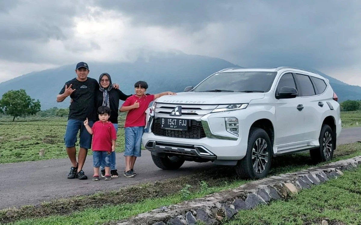 MITSUBISHI PAJERO SPORT MOBIL IMPIAN ROAD TRIP