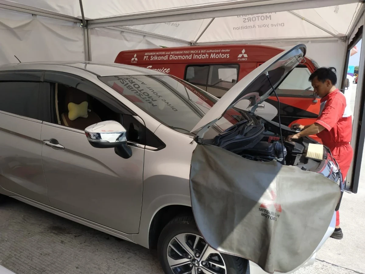 Mitsubishi Fleet Service On Site