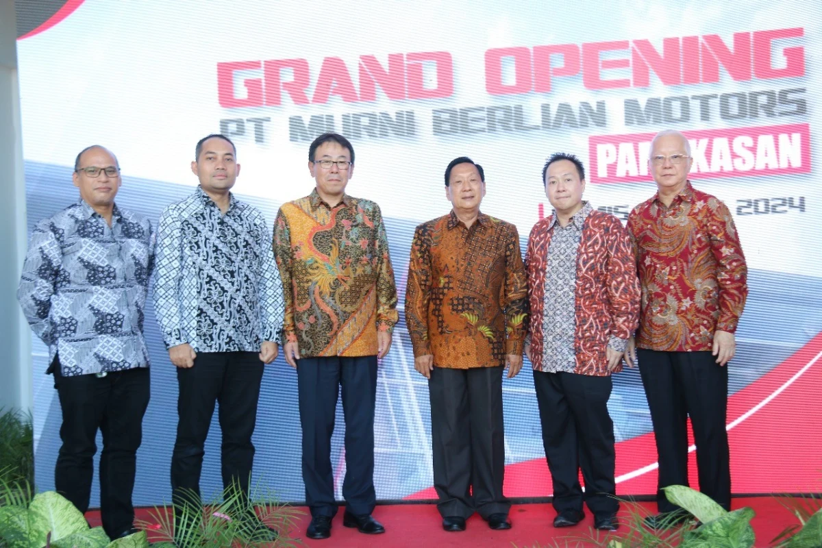 MMKSI Resmikan Diler Pertama Mitsubishi Motors di Pulau Madura