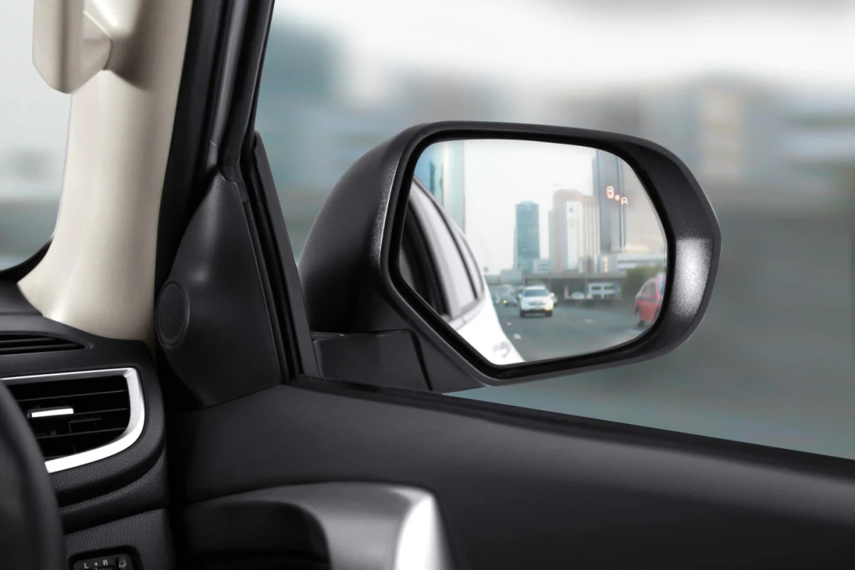 Cara Kerja Blind Spot Warning yang Lebih Memudahkan Pengemudi