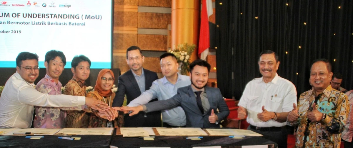 Sinergi Mitsubishi Motors dan PT PLN (Persero) Sediakan Fasilitas Home Charging Mobil Listrik