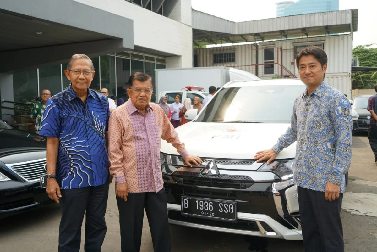 Kolaborasi Mitsubishi Motors Dengan Palang Merah Indonesia Dalam Penggunaan Outlander PHEV Sebagai Unit Tanggap Darurat