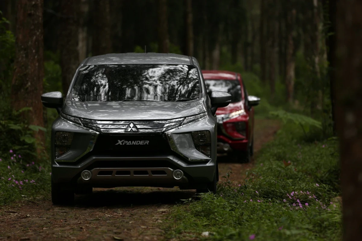 Mitsubishi XPANDER Kembali Raih Penghargaan Mobil Small MPV Terbaik dan Nilai Jual Kembali Terbaik dari GridOto Award 2021