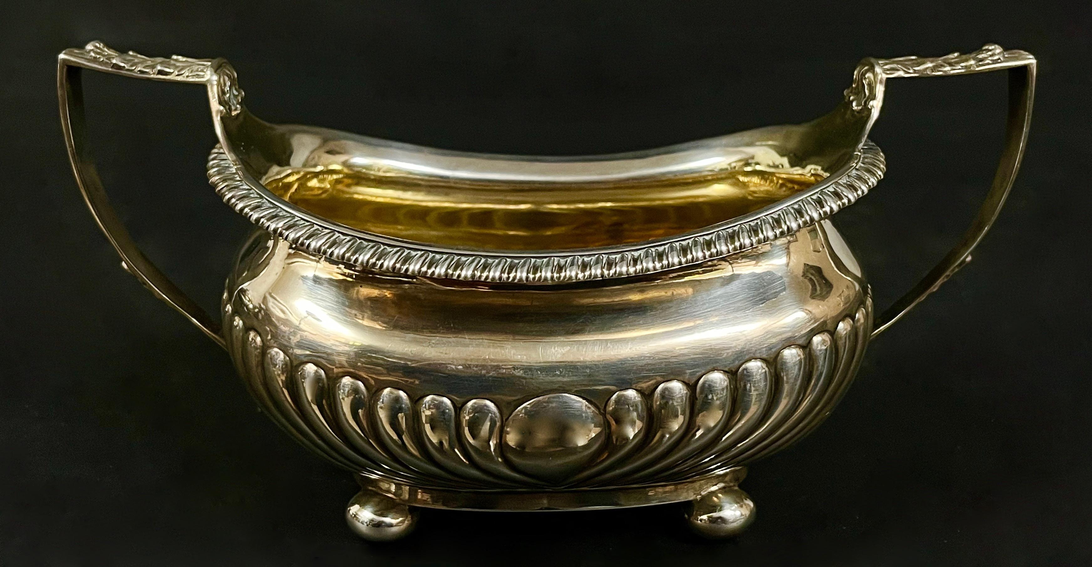 Unikatowy zestaw srebrny stołowy 1177 g, sygn. REBECCA ERNES & EDWARD BERNARD