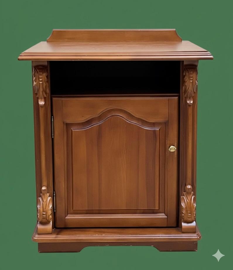 Komoda jednodrzwiowa z wnęką