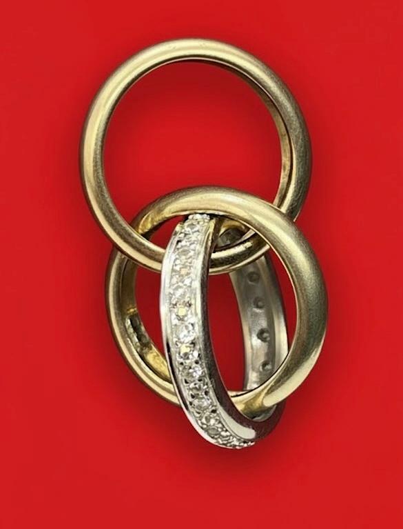 Złoty wisior zdobiony diamentami 0,10 ct