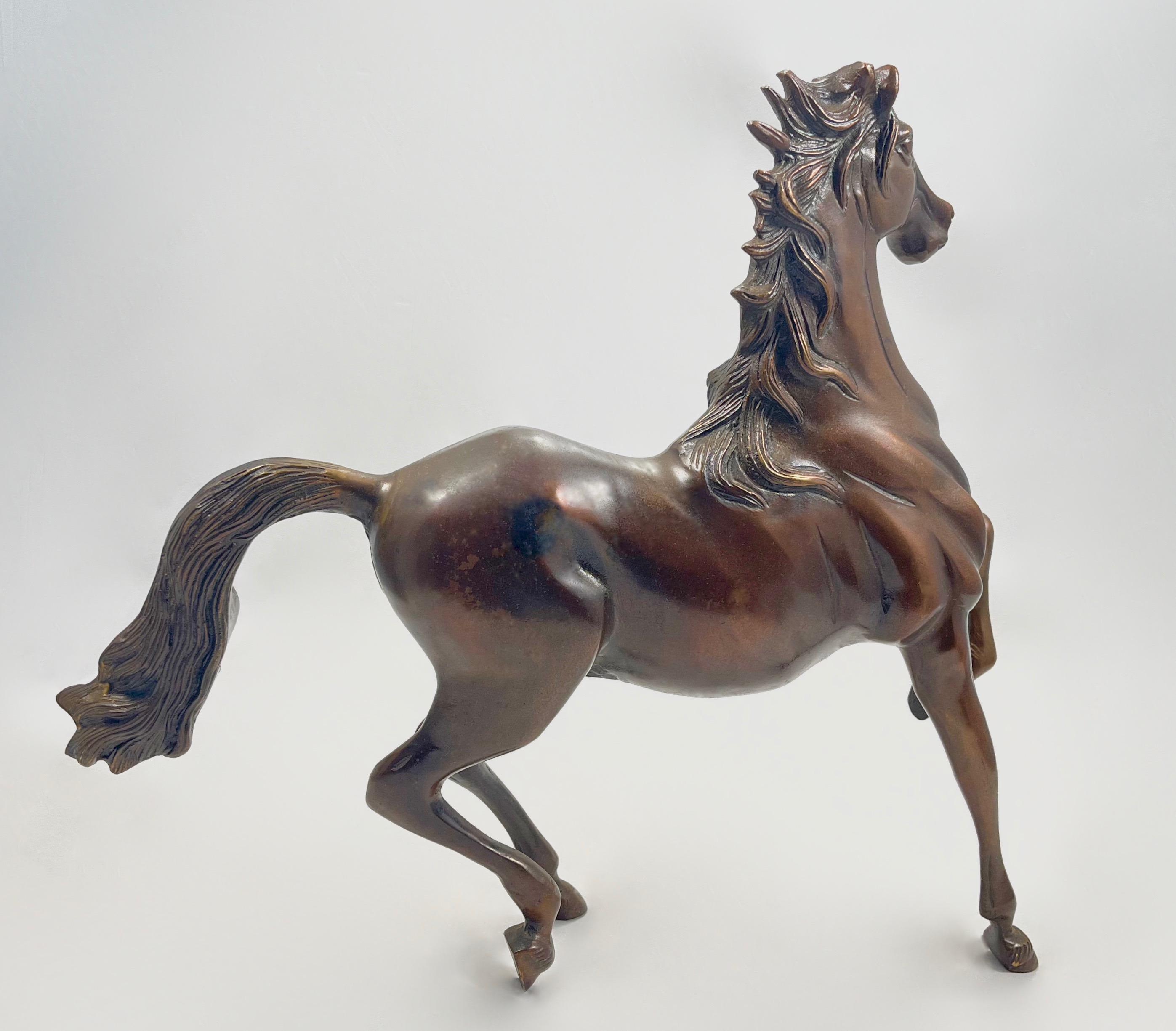 Pełnoplastyczna figura konia