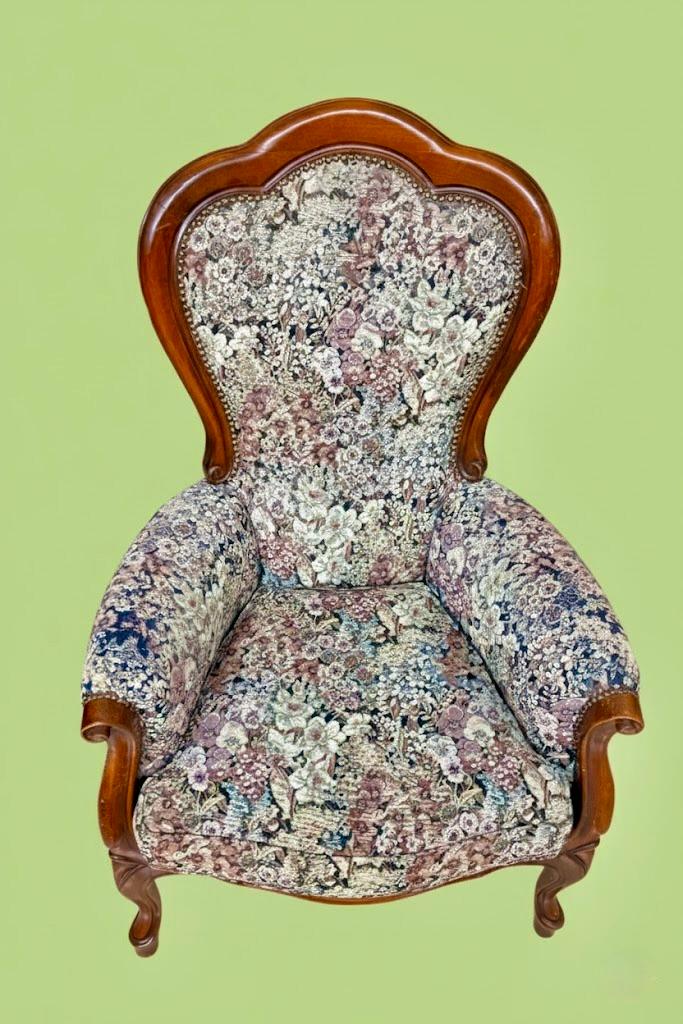 Salonowa berżera w stylu Ludwika Filipa