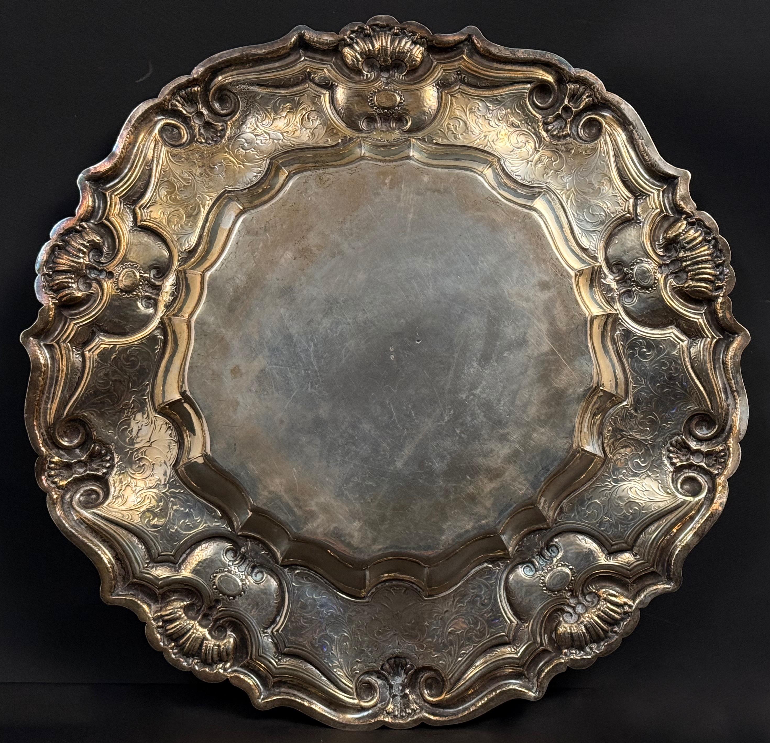 Srebrna patera wielolistna , masa 1234 g