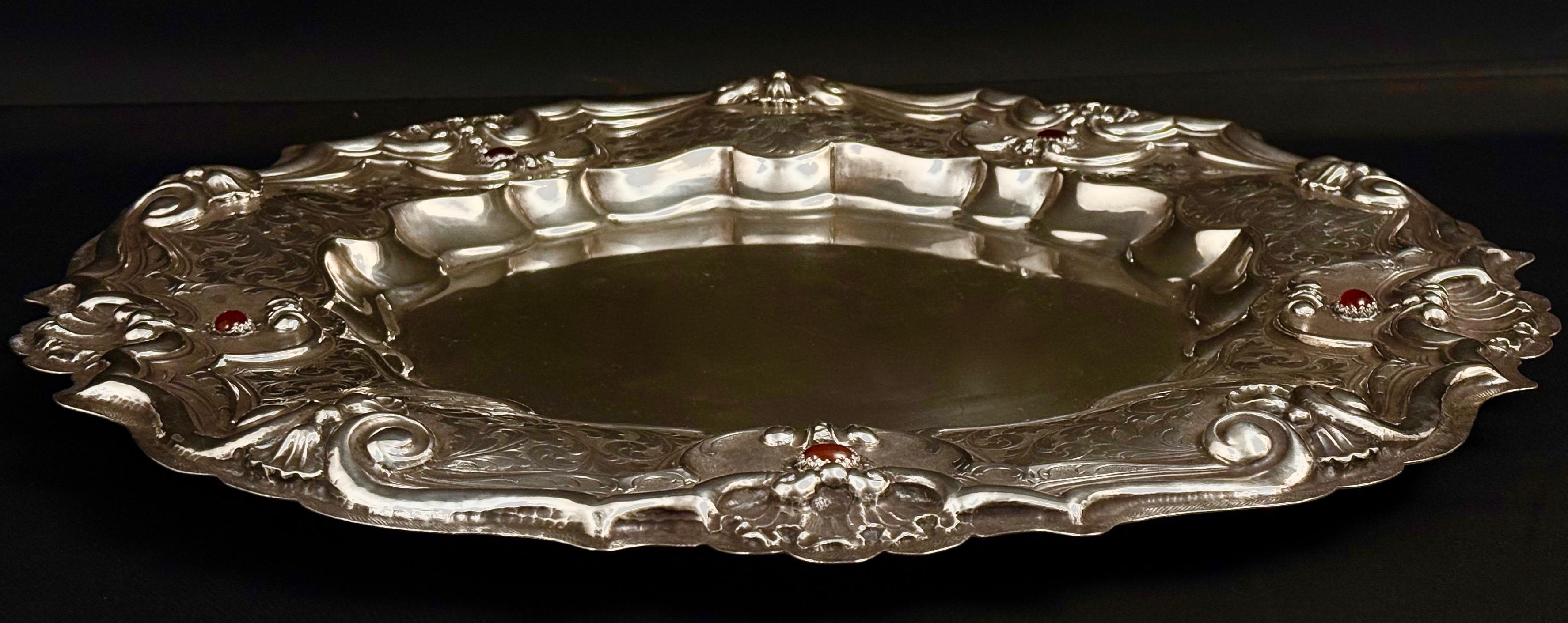 Srebrna patera wielolistna , masa 1234 g