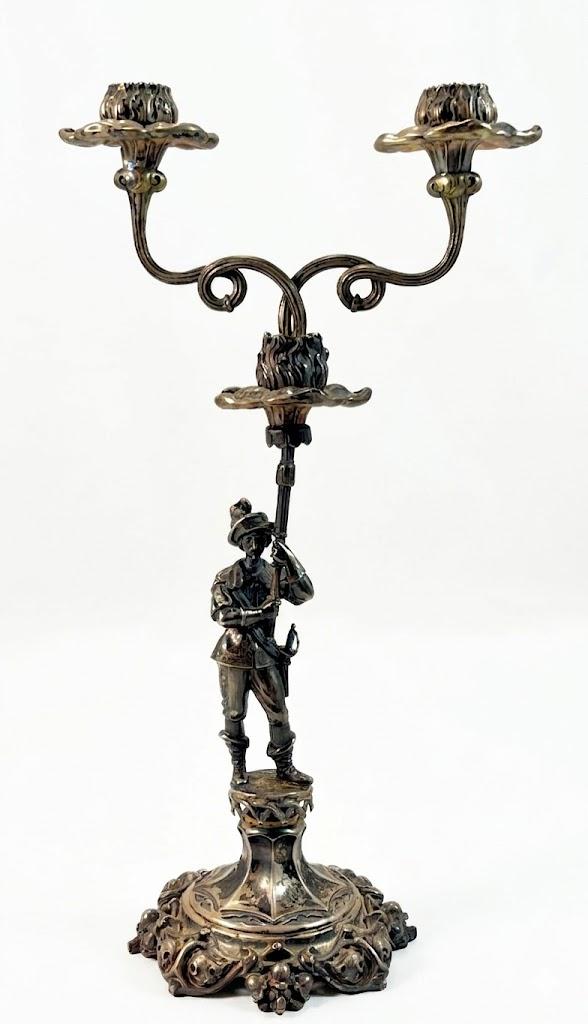 Srebrny figuralny kandelabr, masa 513 g