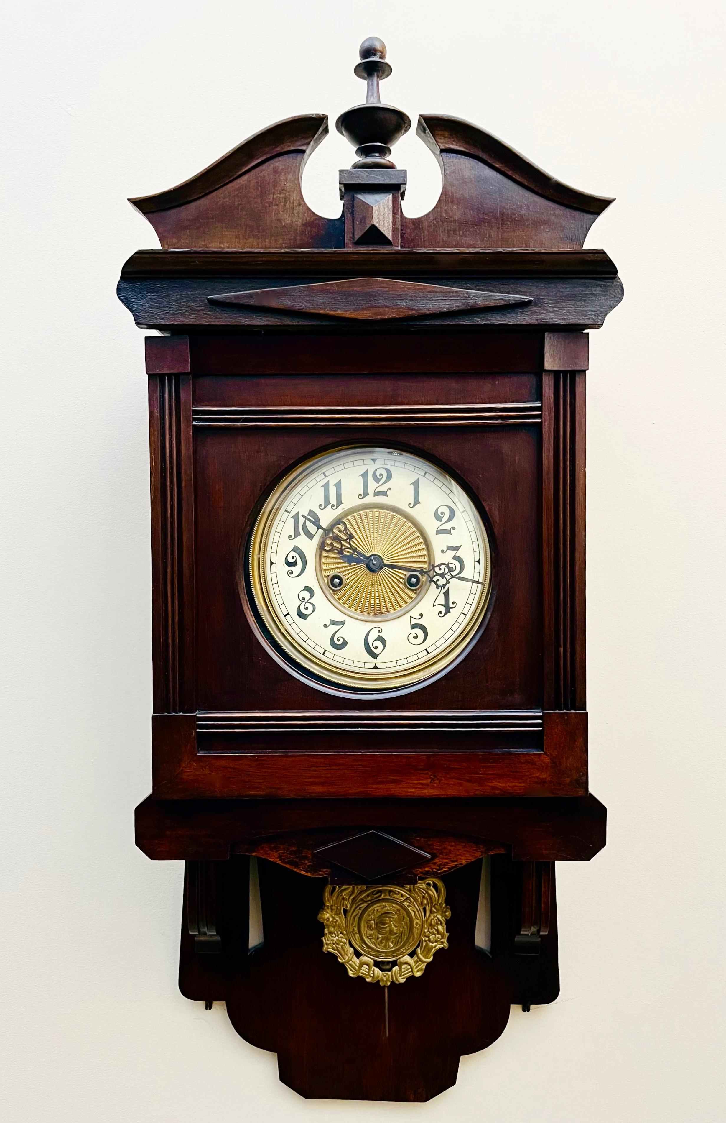 Dekoracyjny zegar wiszący