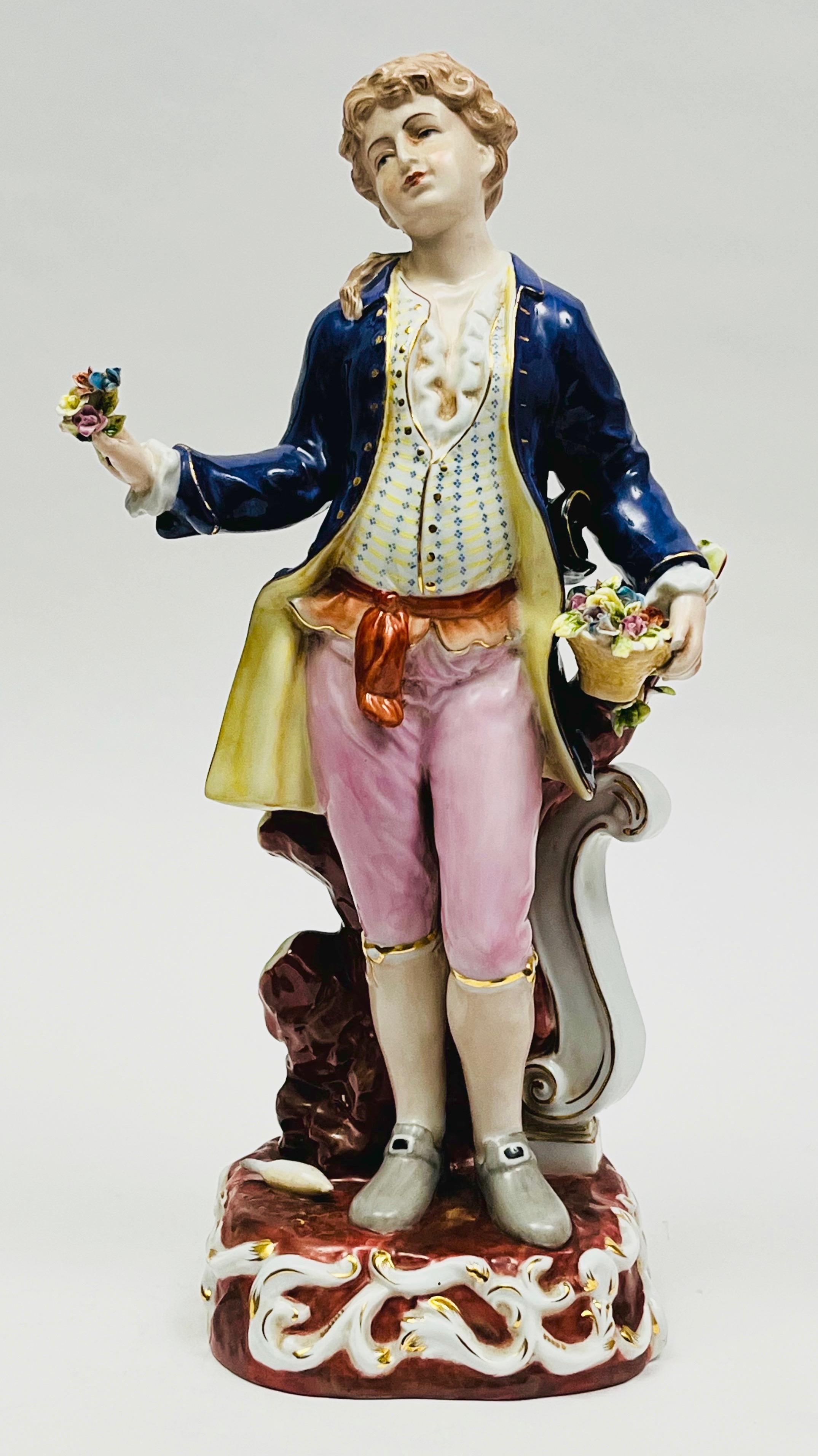 Dekoracyjna para figur ''Panna i kawaler''