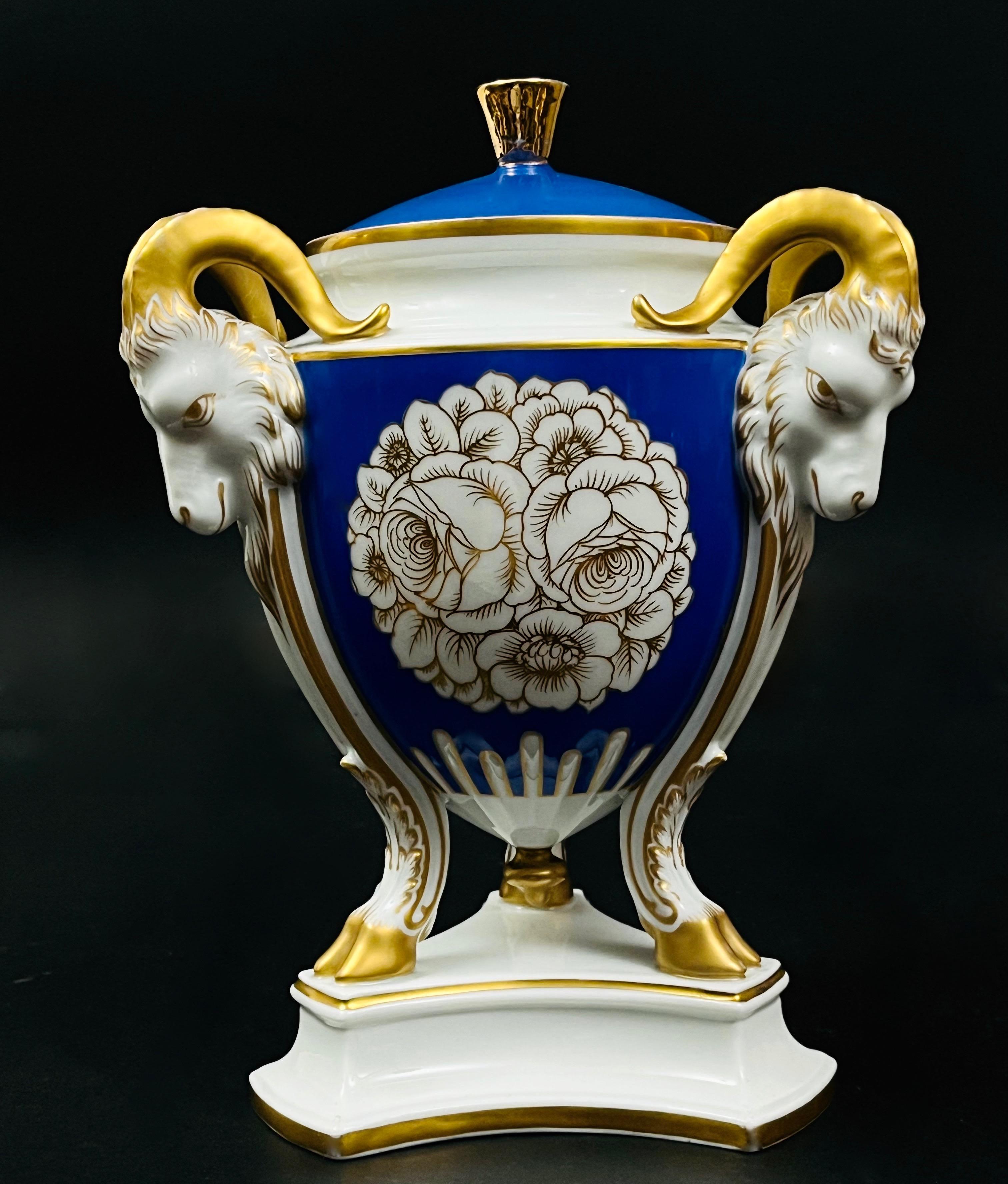 Waza porcelanowa sygn. Martin Meyer -Pyritz (1870-1942), Rosenthal