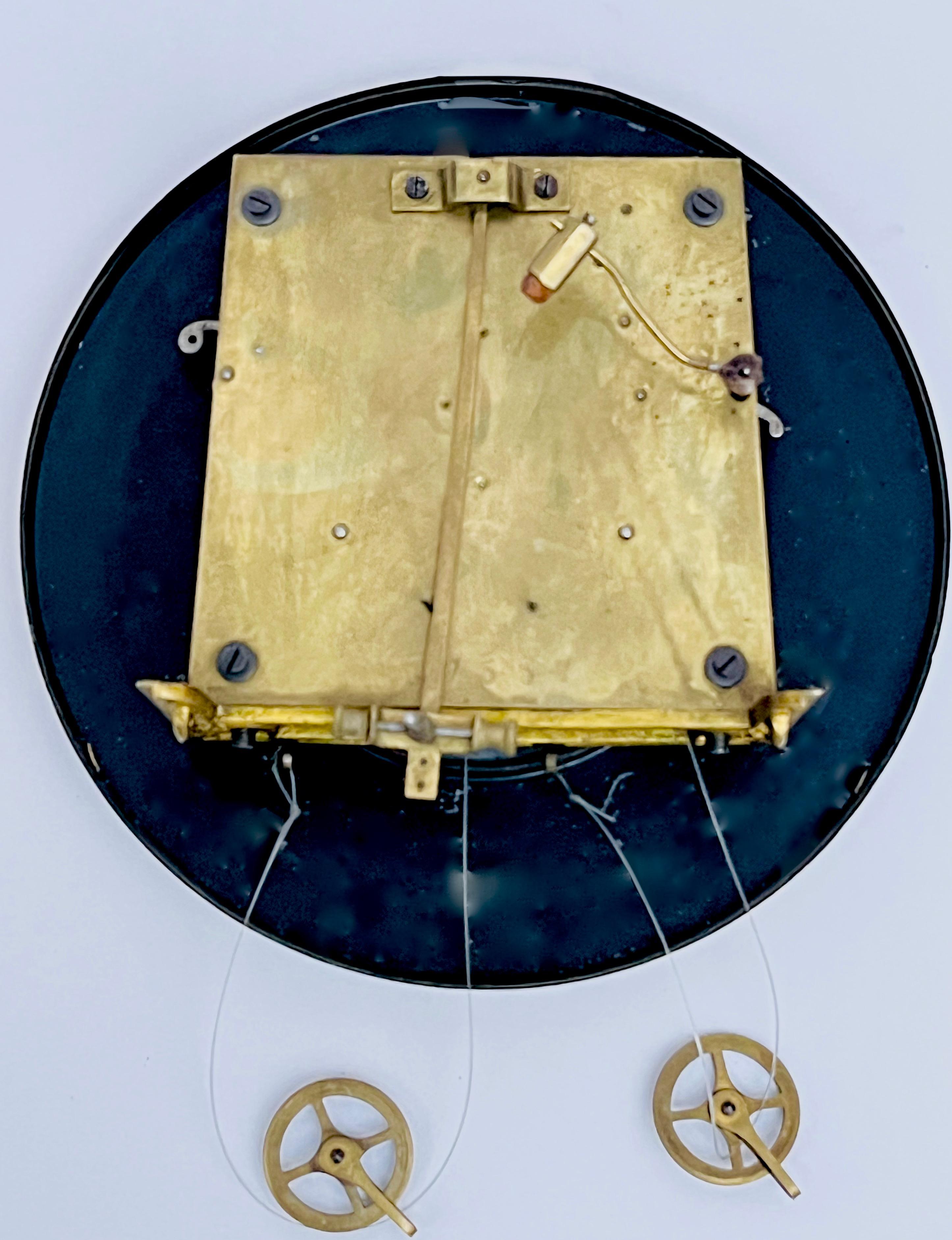 Dekoracyjny zegar wiszący wiedeński