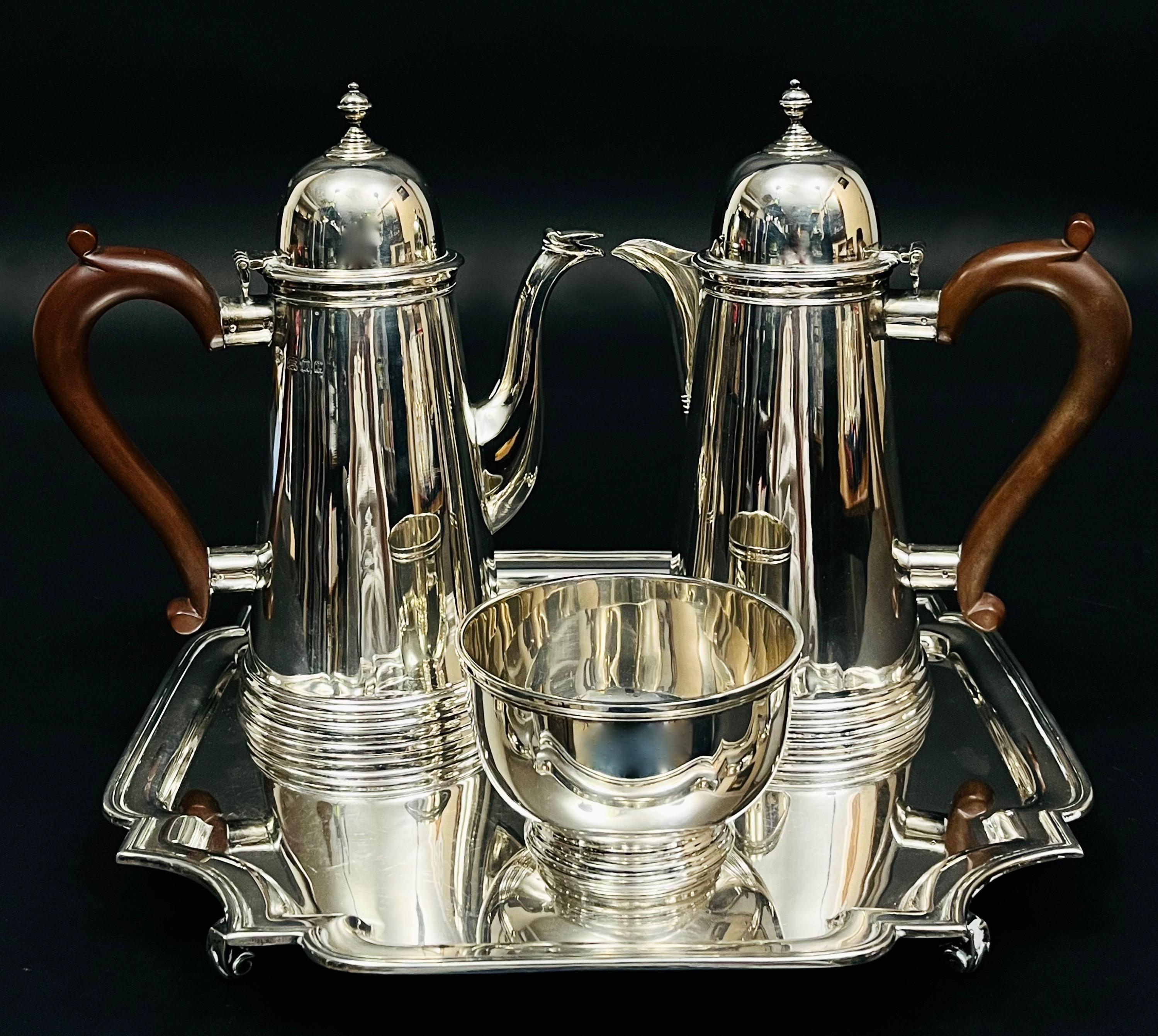 Srebrny zestaw , masa łączna 2344 g