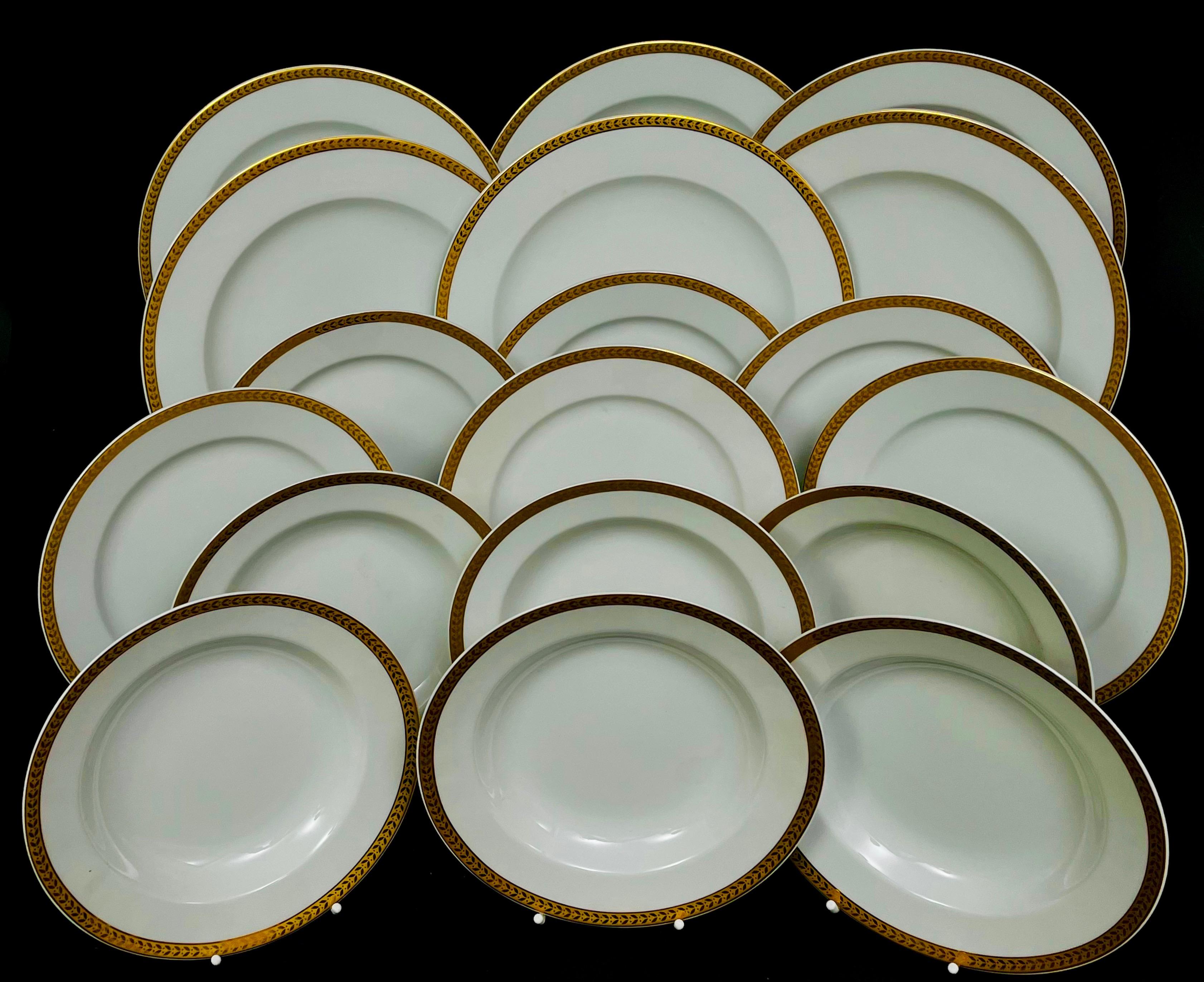 Zestaw porcelanowy - 18 sztuk , Ćmielów