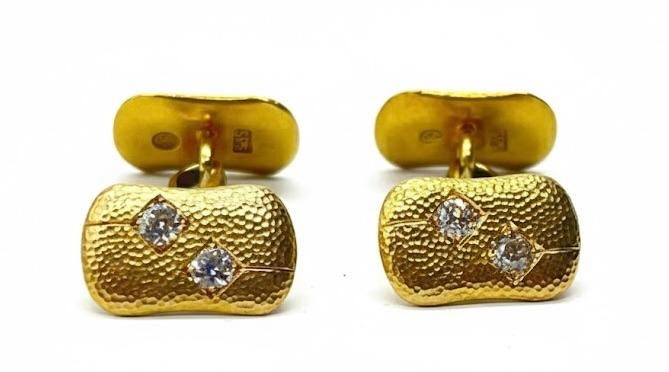 Złote spinki mankietowe Knak z 4 diamentami 0,78 ct