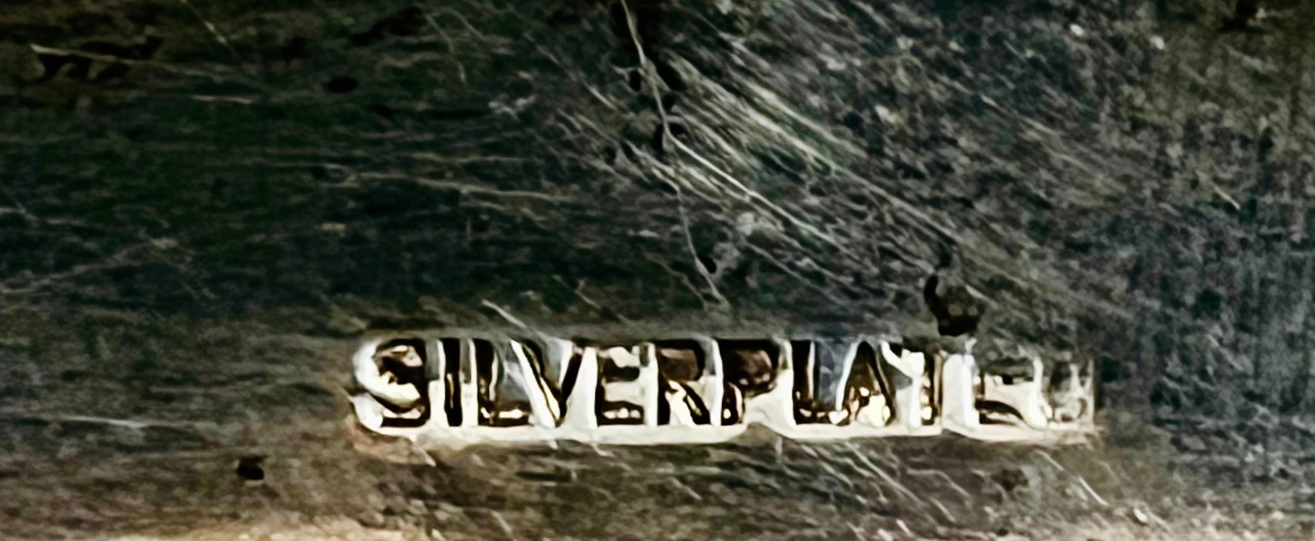 Dekoracyjna patera srebrzona z dwoma bocznymi uchwytami