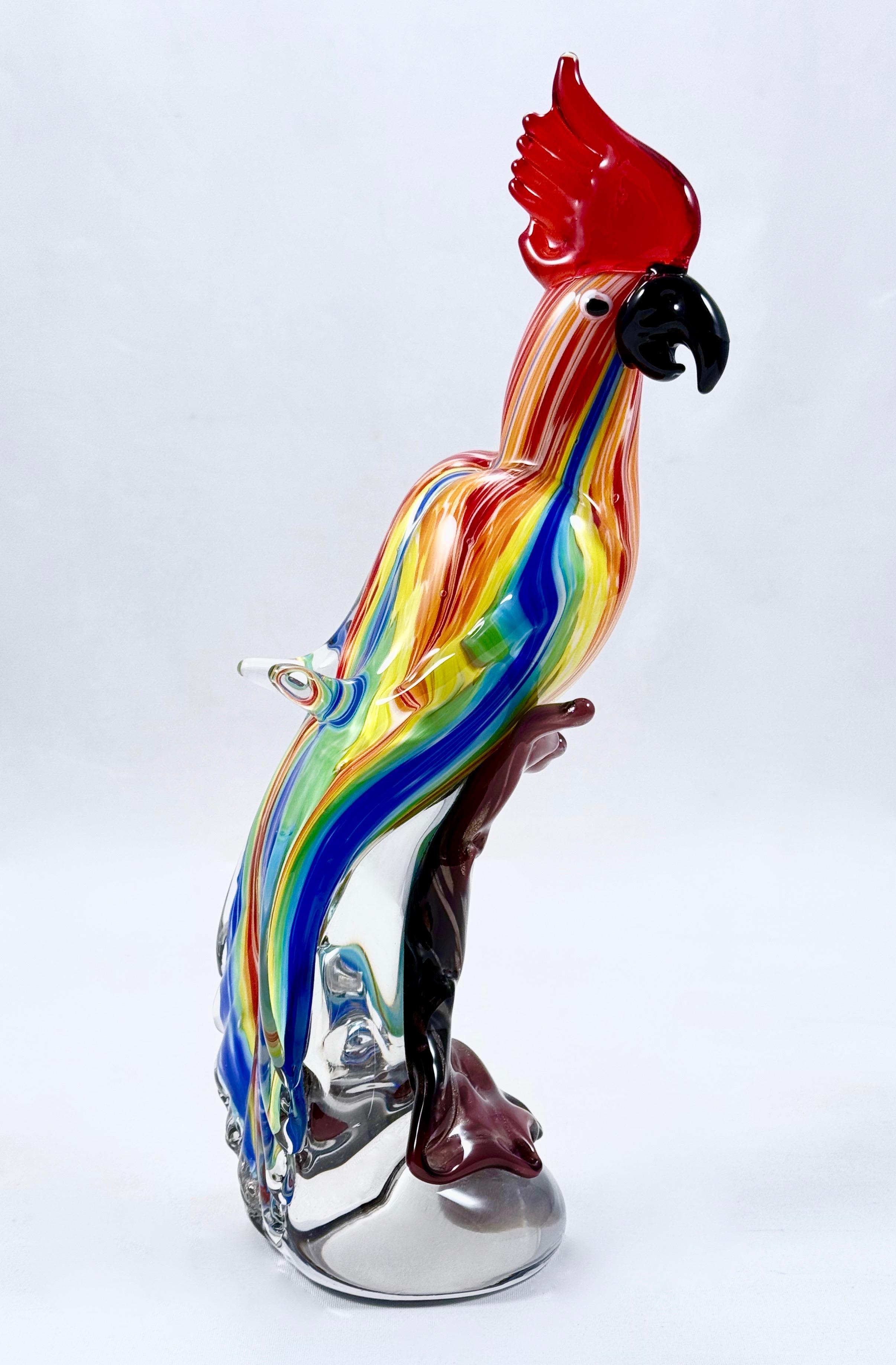 Pełnoplastyczna figura papugi