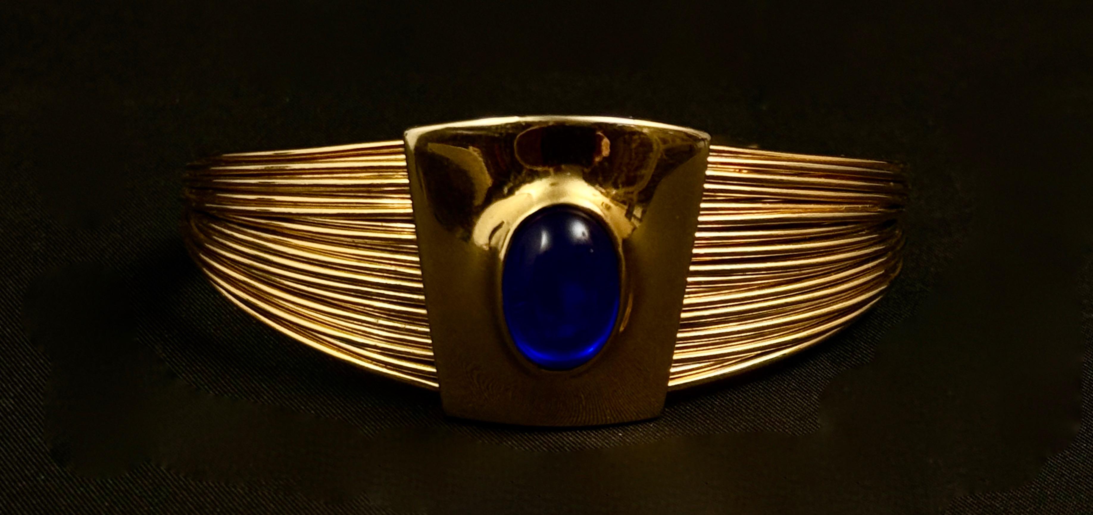 Zestaw złoconej biżuterii - naszyjnik z bransoletą